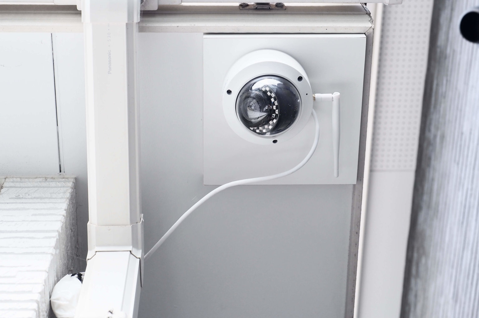 防犯カメラ(屋外家庭用)取り付け設置レポ*WiFi対応のスマホ連動でおすすめ! 後悔しないおしゃれな一戸建てを建てるためのブログ☆ 防犯カメラ(屋外家庭用)取り付け設置レポ*WiFi対応のスマホ連動でおすすめ! 後悔しないおしゃれな一戸建てを建てるためのブログ☆